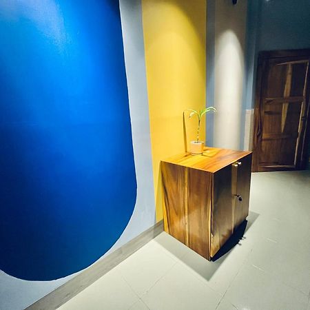 Por Chey Guesthouse باتامبانغ المظهر الخارجي الصورة