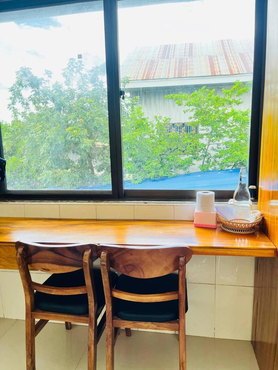 Por Chey Guesthouse باتامبانغ المظهر الخارجي الصورة