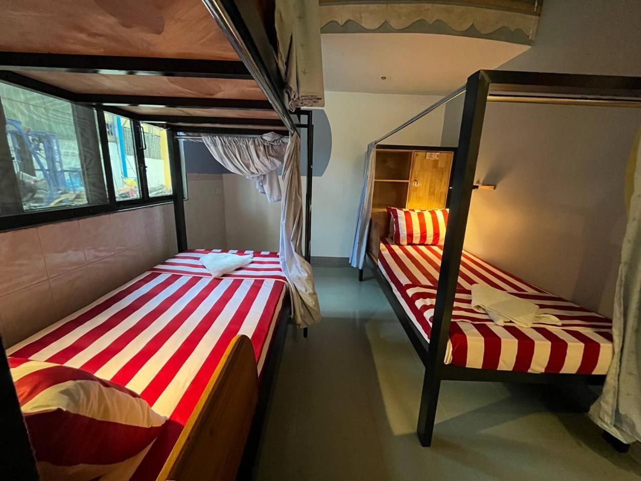 Por Chey Guesthouse باتامبانغ المظهر الخارجي الصورة