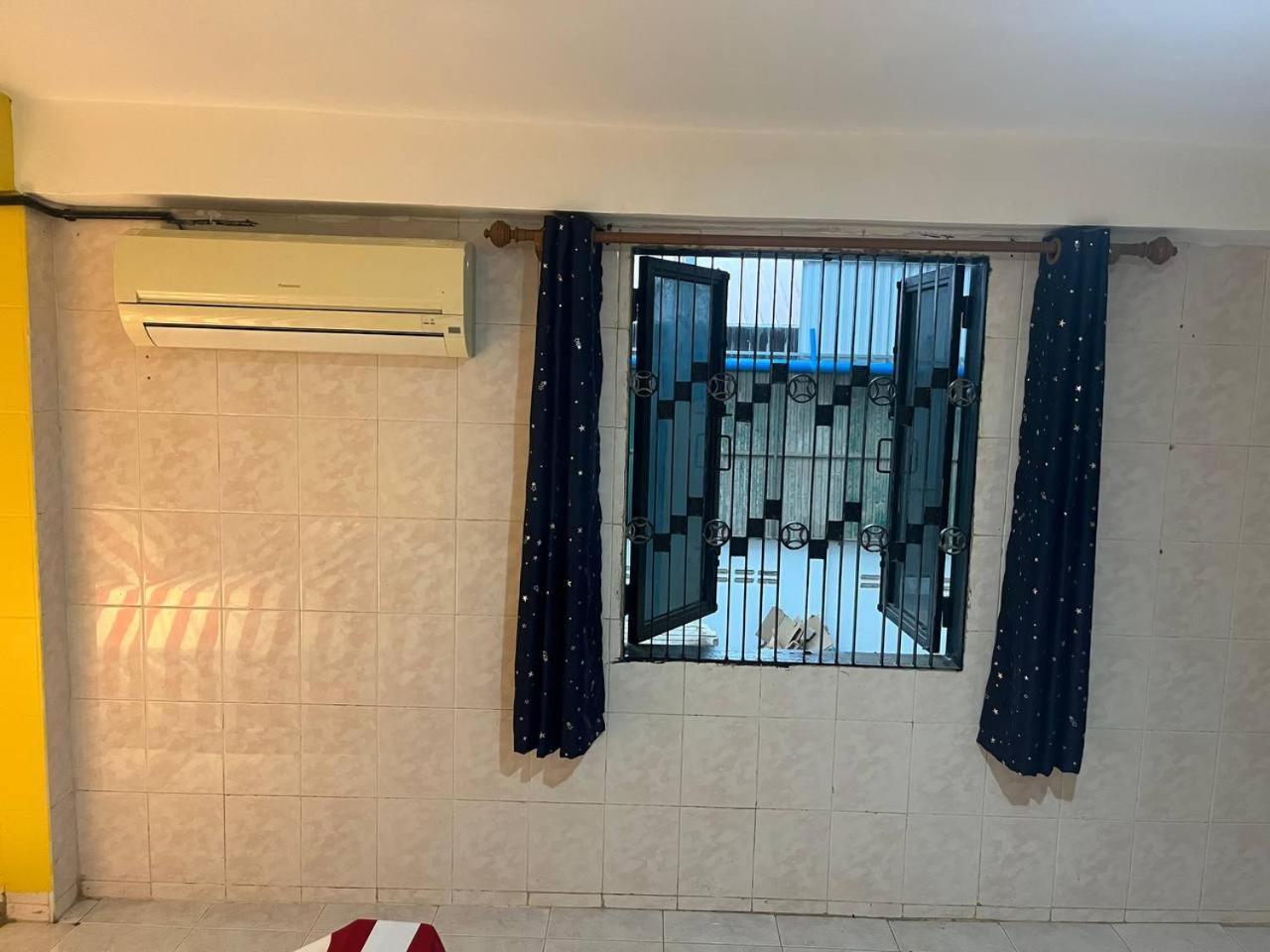 Por Chey Guesthouse باتامبانغ المظهر الخارجي الصورة