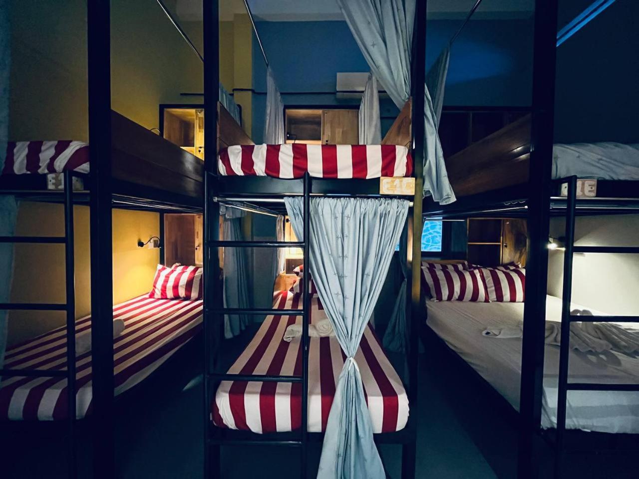 Por Chey Guesthouse باتامبانغ المظهر الخارجي الصورة