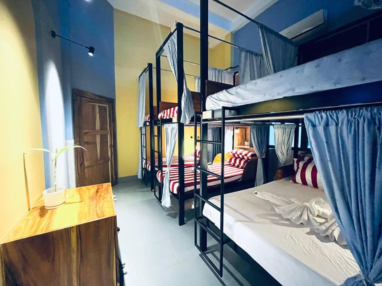 Por Chey Guesthouse باتامبانغ المظهر الخارجي الصورة