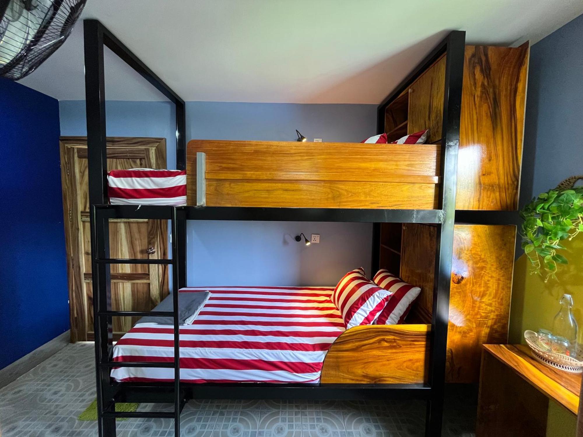 Por Chey Guesthouse باتامبانغ المظهر الخارجي الصورة