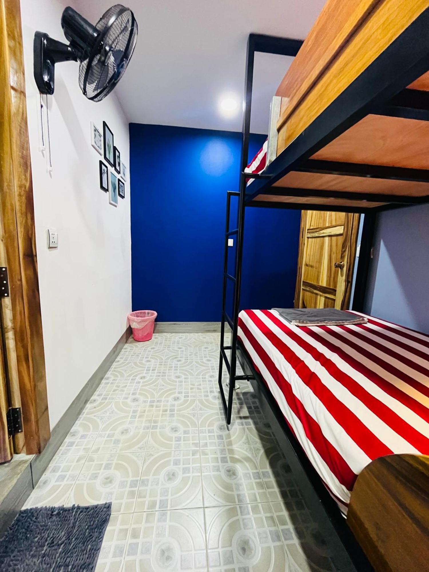 Por Chey Guesthouse باتامبانغ المظهر الخارجي الصورة