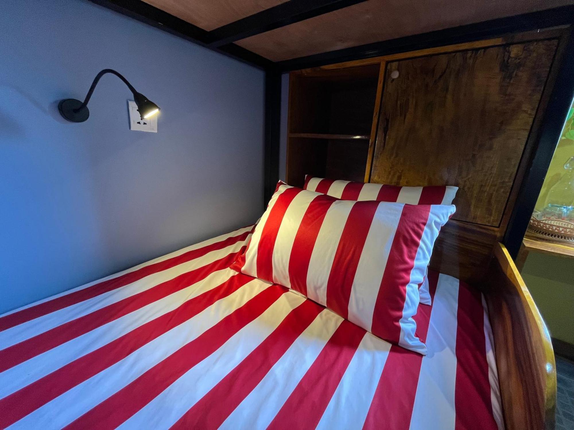 Por Chey Guesthouse باتامبانغ المظهر الخارجي الصورة