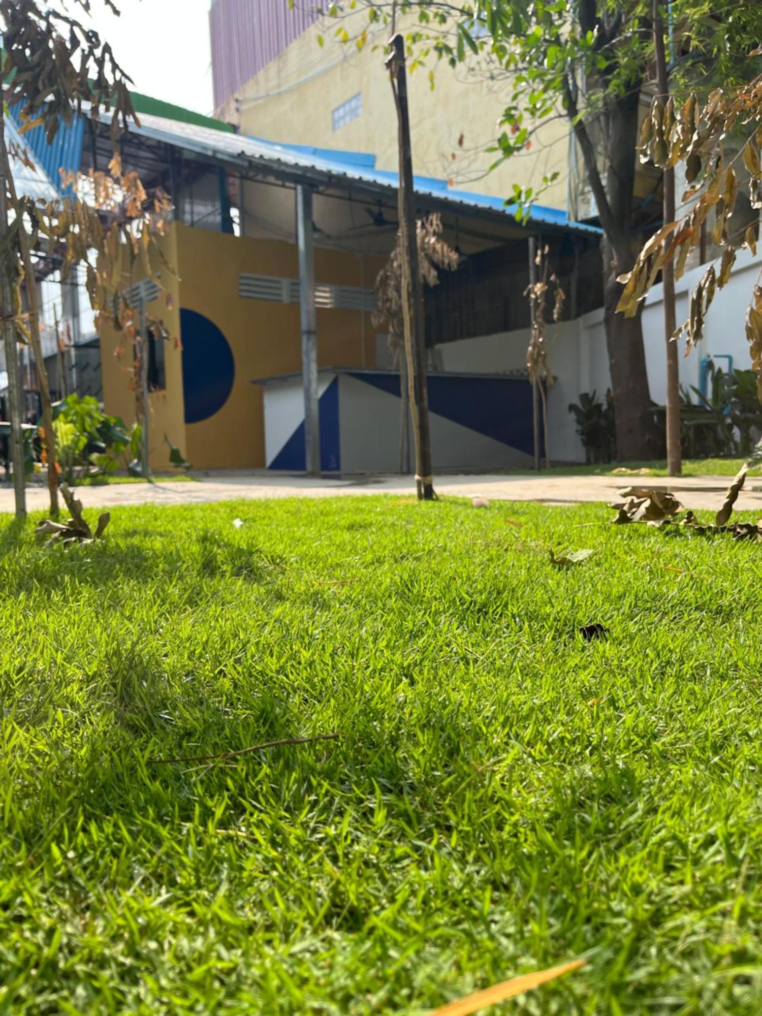Por Chey Guesthouse باتامبانغ المظهر الخارجي الصورة