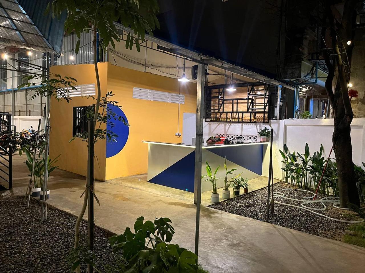 Por Chey Guesthouse باتامبانغ المظهر الخارجي الصورة
